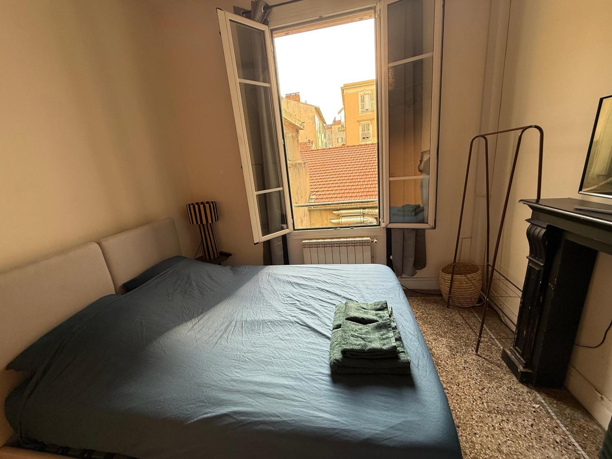 Charmant 2 Pieces Au Port De Nice - Calme, Confort Et Proximite Mer Luaran gambar